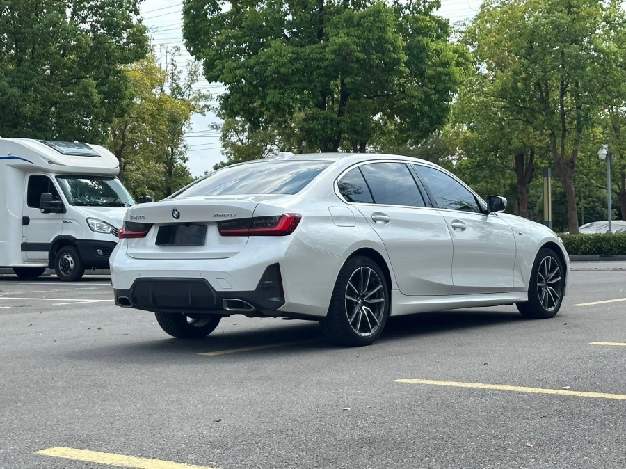 BMW 3